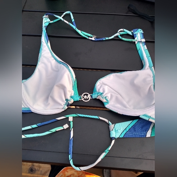 Two String Bikini Tops - Michael Kors, Size Small, & Body Glove, Girl's … - Picture 2 of 14